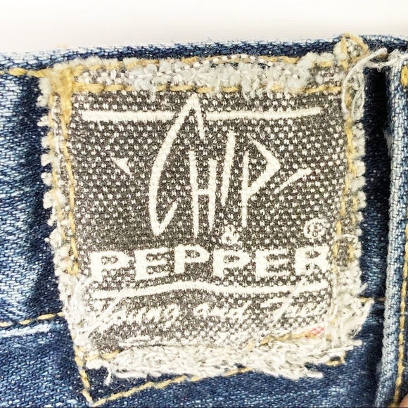 CHIP & pepper ultra distressed button fly mini denim skirt - Picture 6 of 12